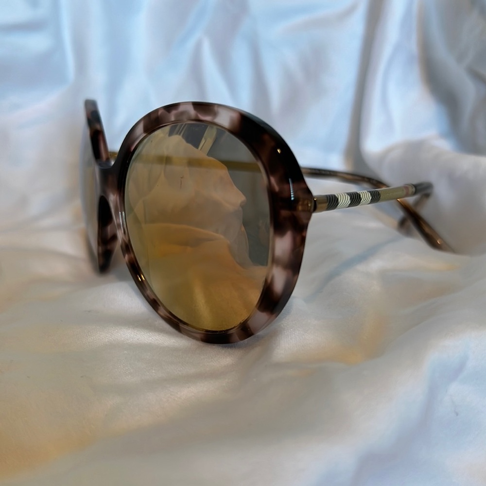 BURBERRY SUNGLASSES - Picture 1 of 4
